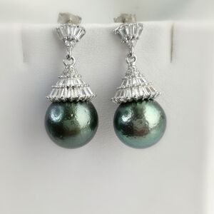 NEW Tahitian South Sea Pearl White Sapphire drop earrings
